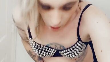 Tranny Goddess Loves To Stroke Herself - 6 image