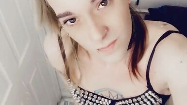 Sexy Shemale Angel Loves Showing off Her Goods