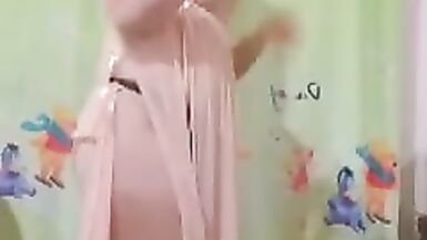 Arab dance shemale - 3 image