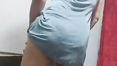 Dance sexy shemale - 4 image