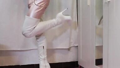 little video editing test and new outfits - 10 image