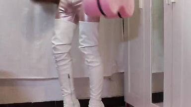 little video editing test and new outfits - 8 image