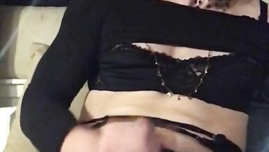 Sissy Squirting - 12 image