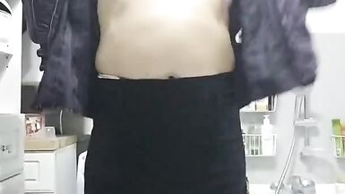 patty crossdresser pink lingerie and riping pantyhose - 2 image