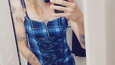 Sexy Shemale Strokes Herself Off - 4 image