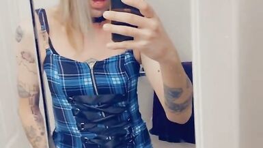 Sexy Shemale Strokes Herself Off - 7 image