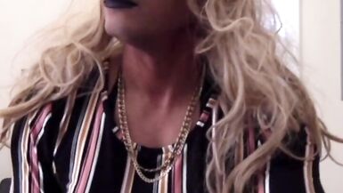 Sexy Sweet Cakes TS Crystal Vias