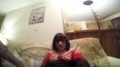 Beginner suck a shemale for the first time and ejaculate without touching - 6 image