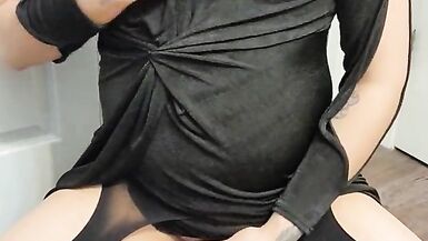 Quick cumshot crossdresser