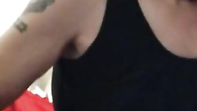 Trans girl has solo explosive orgasm - 2 image