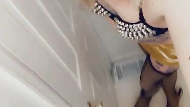 Pretty Tranny is a Horny Slut - 2 image