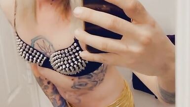 Pretty Tranny is a Horny Slut - 8 image