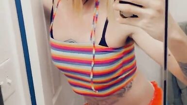 Rainbow Girl Loves to Fuck - 11 image