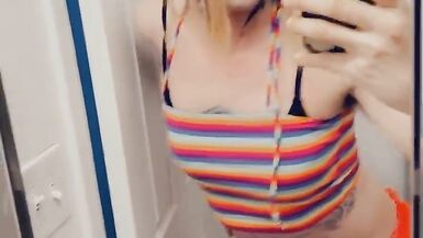 Rainbow Girl Loves to Fuck - 7 image