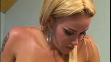 Horny stud licks sexy tranny's ass hole before banging her hard - 1 image