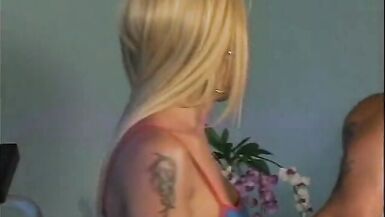 Horny stud licks sexy tranny's ass hole before banging her hard