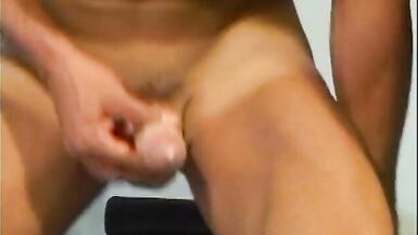 Horny stud licks sexy tranny's ass hole before banging her hard - 8 image