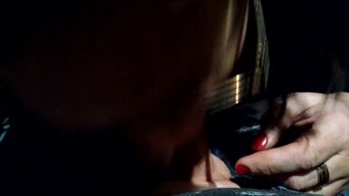 Kitty blows lexi in bar - 1 image