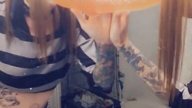 Seductive Shemale Wants To Suck Your Cock - 7 image