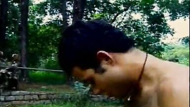 Jardineiro fode um trans no local de trabalho - 12 image