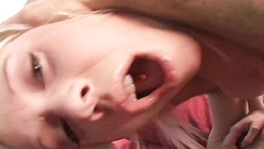 Lili sexy fode porno doido com homem mais velho - 10 image