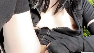 [SISSY] I laid ping pong balls and eggs in the park during the day. - 5 image