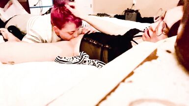 REAL FTM trans man fucks model wife passionately - 4 image