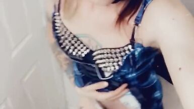 Punk Rock Girl Shows Off What She Is Packing - 9 image