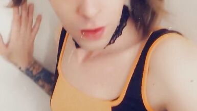 Yoga Gym Bunny Wants Sex - 2 image