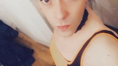 Yoga Gym Bunny Wants Sex - 3 image