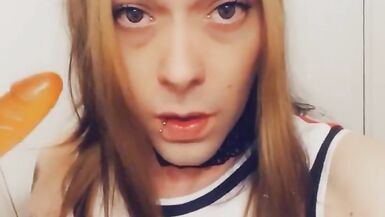 Hot Cheerleader Wants Hard Cocks - 13 image