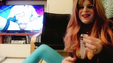 Sissy Drink Her Own Milk From Condom in Livecam