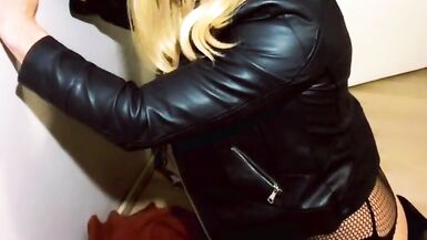 SMOKER SLUT FOR COCK