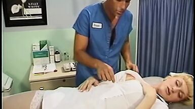 Doctor, patient, nurse have confidential threeway - 1 image