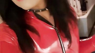 The Red Little Sissy - 2 image