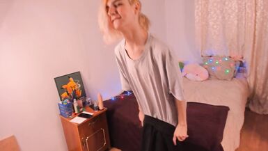 The girl with a surprise missed her fans