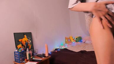 The girl with a surprise missed her fans - 5 image