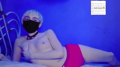 FTM TRANSGENDER FORGETS THE CAMERA ON WHILE HE MASTURBATES