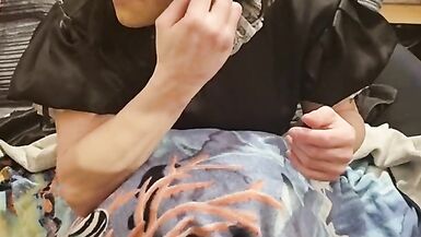 doing my make up - 3 image