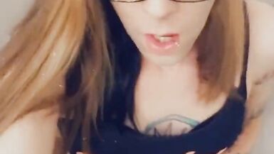 Sexy Daddys Girl Wants To Suck - 7 image