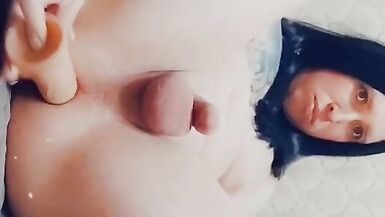 sweet Bonnie fucks her ass hard