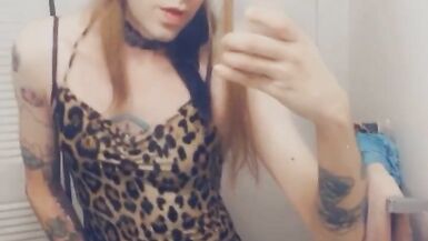 Cheetah Girl Wants To Feel Your Cock - 3 image