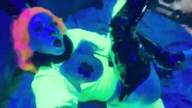 TRASHQVEEN: GOTH BUNNIE SOLO FACIAL - 7 image