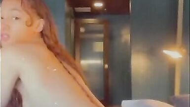 black shemale porn - 12 image