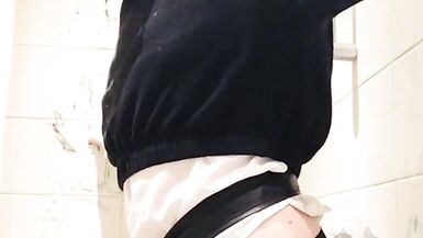 Limpdick fagslut moans - 9 image