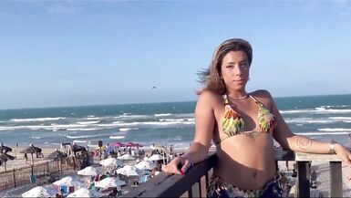 Tatuado conheceu a safada na praia e levou tomar pau em casa - 2 image