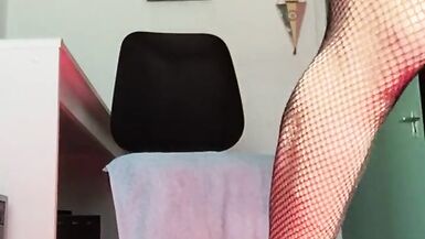 Despite feeling bad about it, i cummed on cam... - 15 image