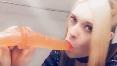 Gorgeous Girl in a Miniskirt wants Cock inside her - 8 image