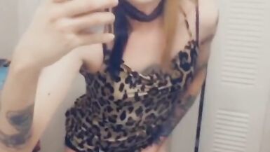 Cheetah Girl Going Through Heat - 5 image