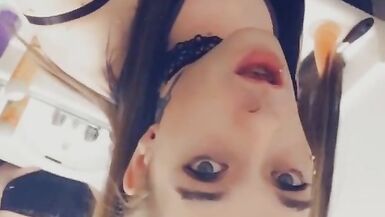 Sexy Gym Bunny Wants To Play